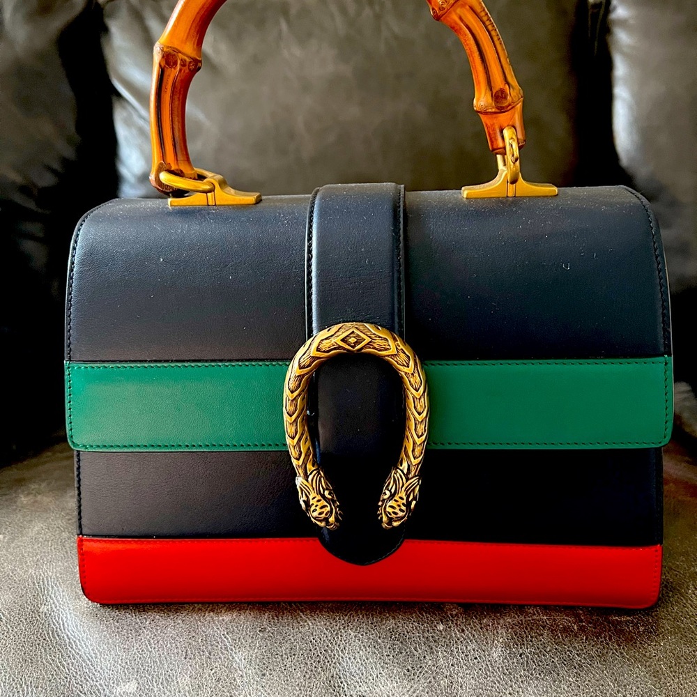 Gucci Bamboo Dionysus 2-way handbag in black.